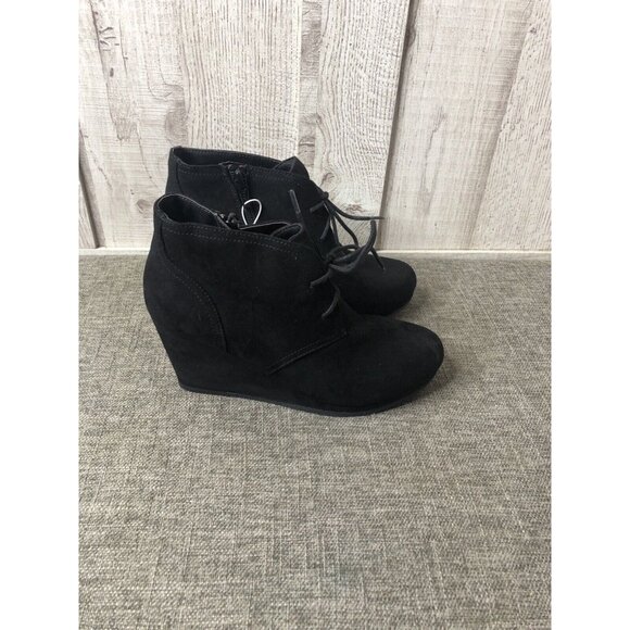 Womens Universal Thread Black Bessie Booties Lace Up Side Zip Boots Size 6.5 - Picture 2 of 8